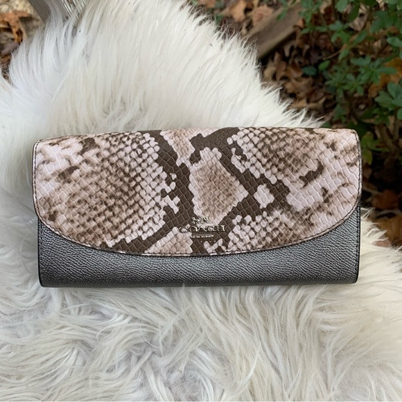 Coach Snakeskin Embossed Flat Wallet - Picture 1 of 10